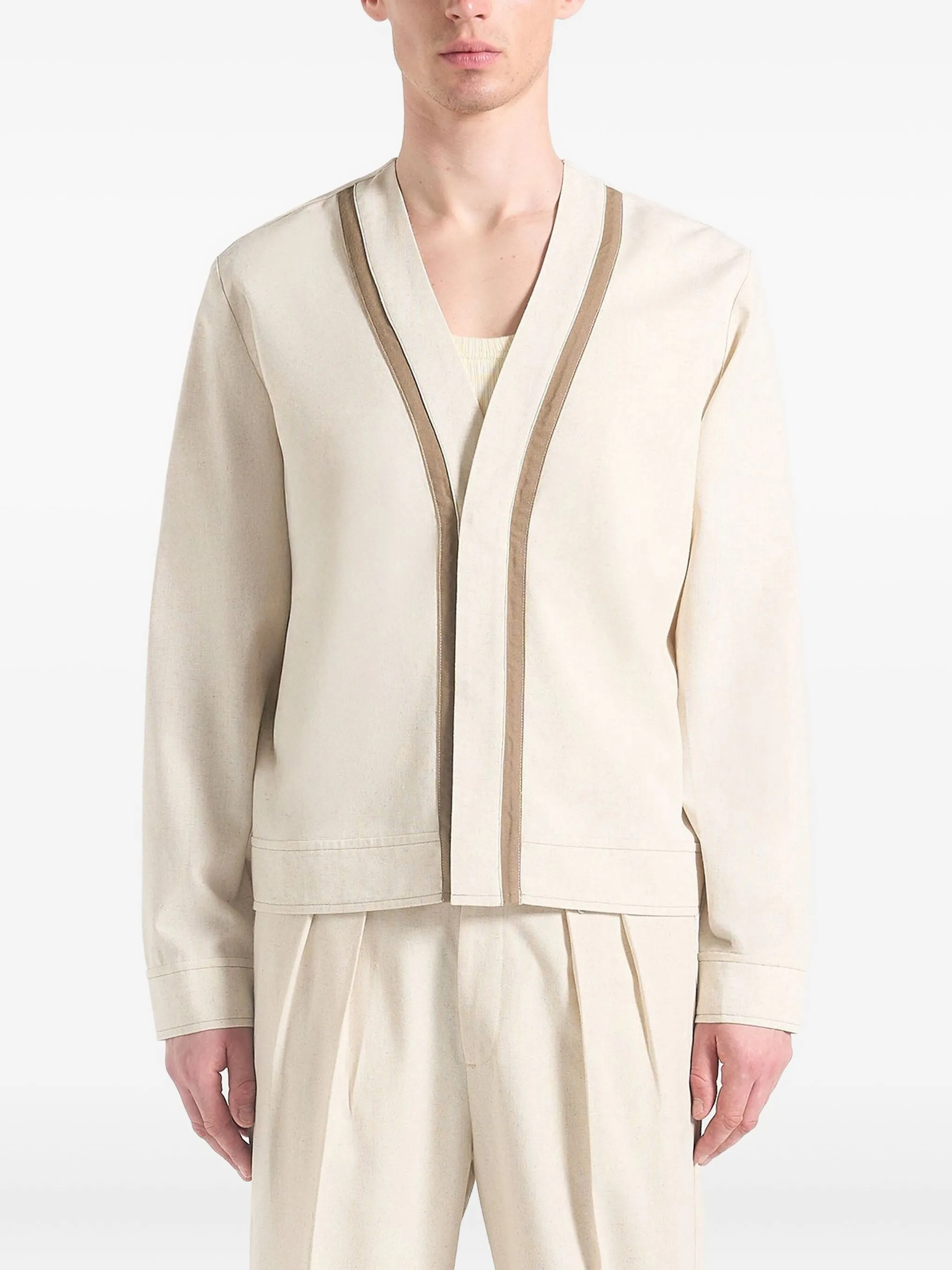 Льняной кардиган Alain с контрастной планкой Manière De Voir, бежевый
Льняной кардиган Alain с контрастной планкой Manière De Voir, бежевый