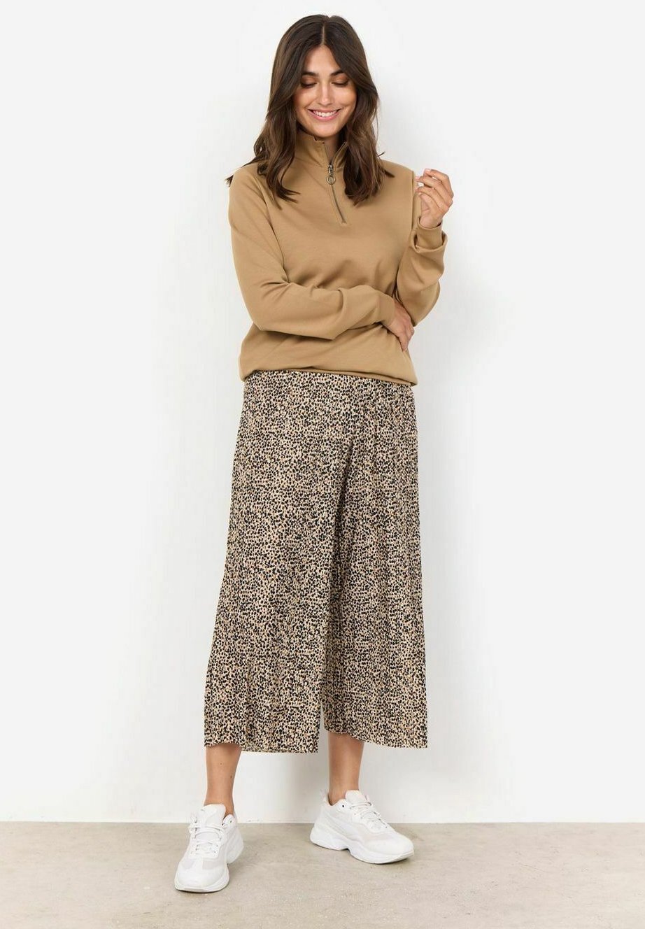 Спортивный свитер Soyaconcept, коричневый
Спортивный свитер Soyaconcept, коричневый