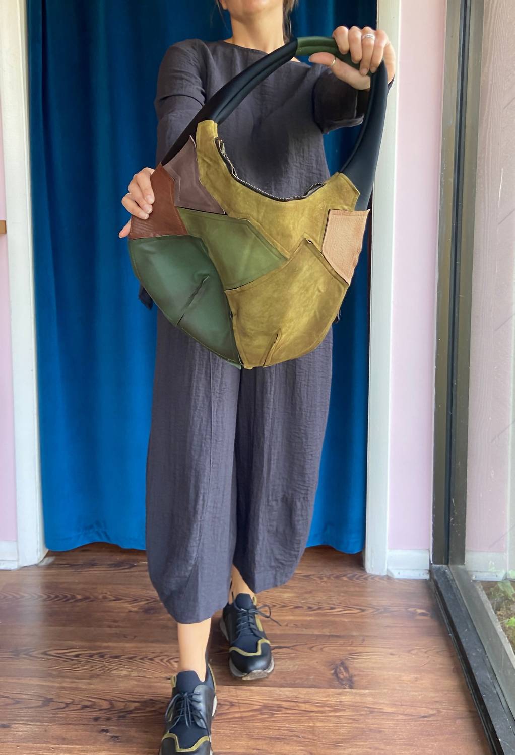 Сумка Vale в мультиколоре Papucei
Сумка Vale в мультиколоре Papucei