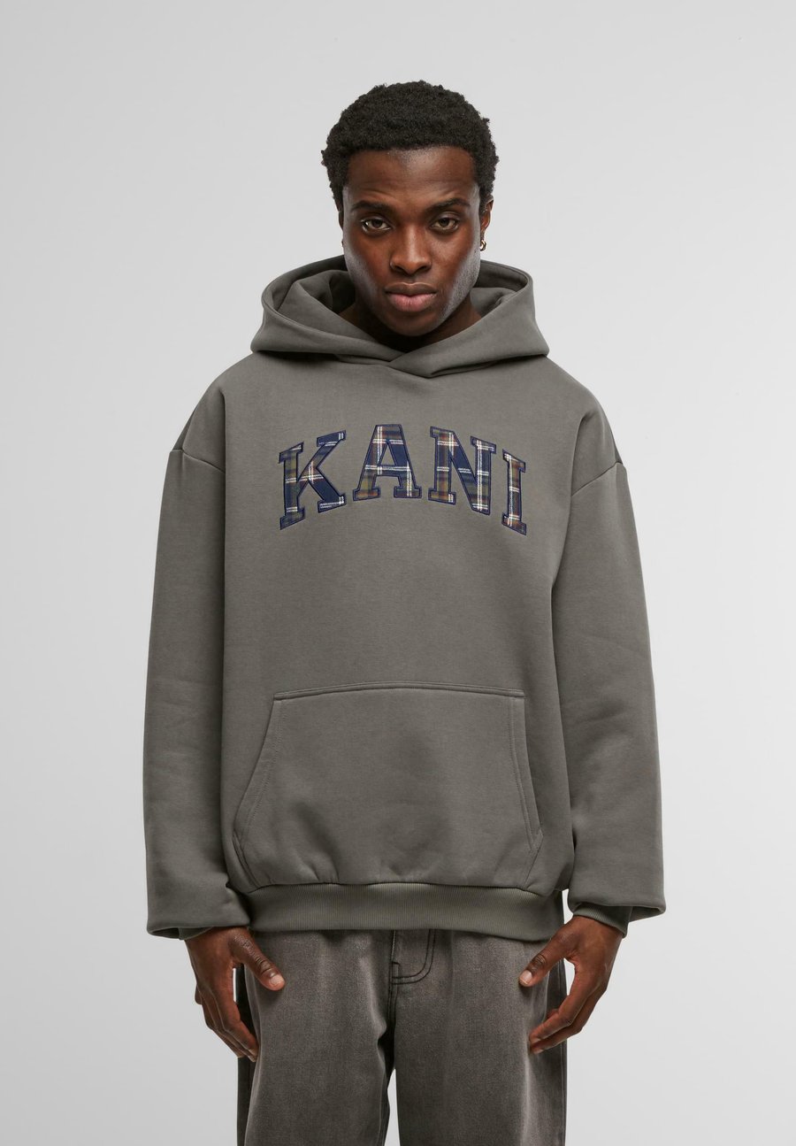 Худи Karl Kani SERIF CHECK, Dark Grey/Grey
Худи Karl Kani SERIF CHECK, Dark Grey/Grey