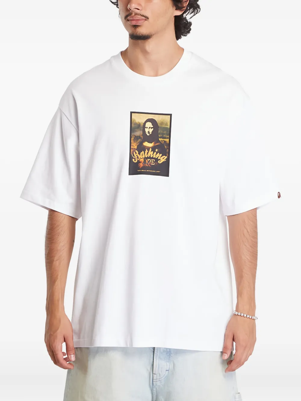Футболка с принтом Art A Bathing Ape, белый
Футболка с принтом Art A Bathing Ape, белый