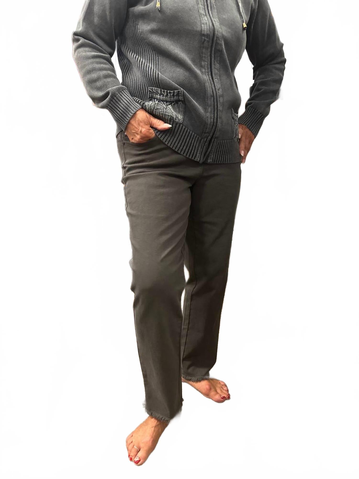 Брюки с бахромой серого цвета Multiples, серый
Брюки с бахромой серого цвета Multiples, серый