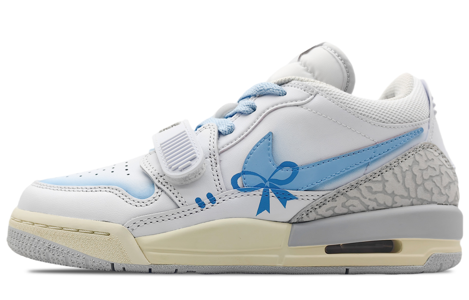 Кроссовки Jordan Legacy 312 Vintage Basketball Shoes Women's Low-top White, белый
Кроссовки Jordan Legacy 312 Vintage Basketball Shoes Women's Low-top White, белый