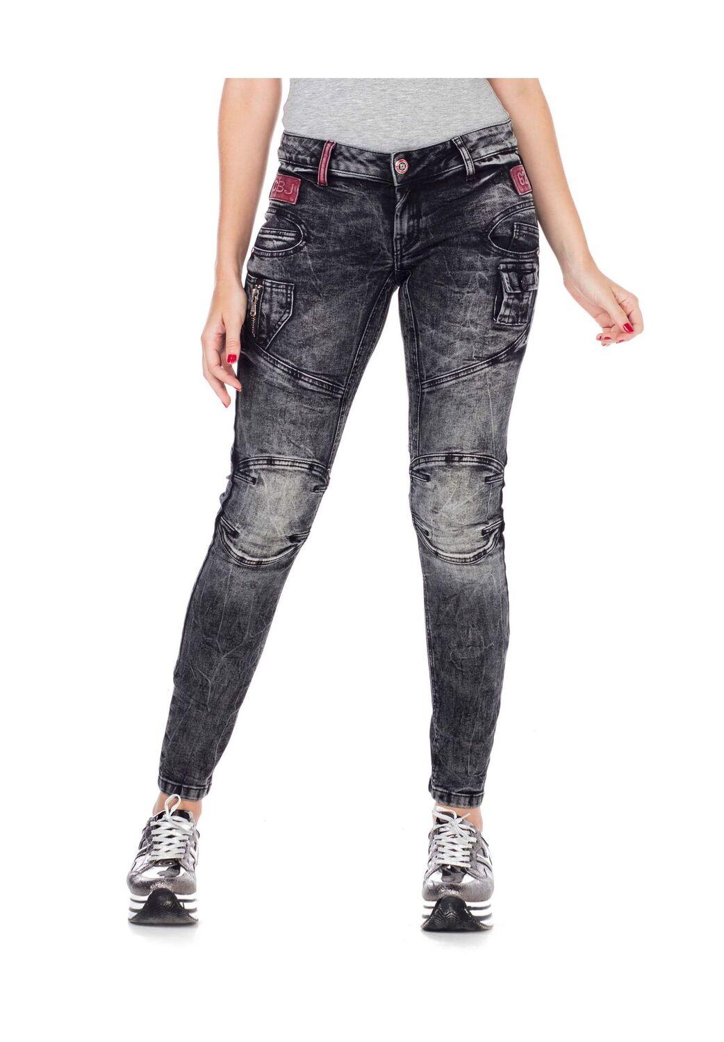 Джинсы с модными декоративными швами CIPO & BAXX, черный
Джинсы с модными декоративными швами CIPO & BAXX, черный