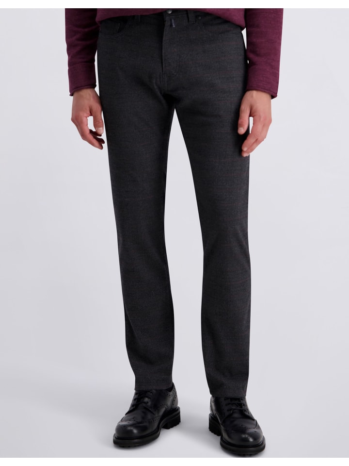 Pierre Cardin Брюки Lyon в серую полоску
Pierre Cardin Брюки Lyon в серую полоску