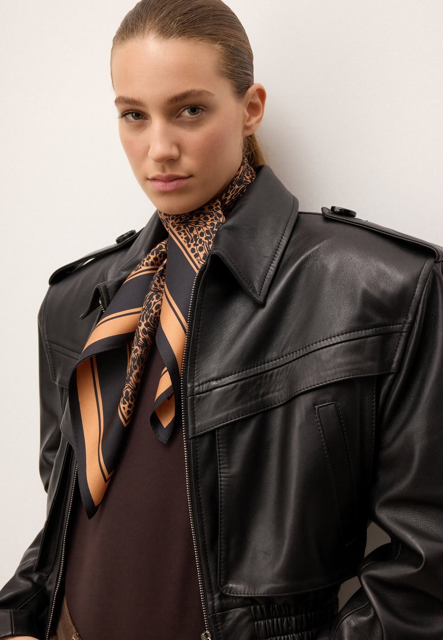 Шарф Kazar EMMALYN, Brown
Шарф Kazar EMMALYN, Brown