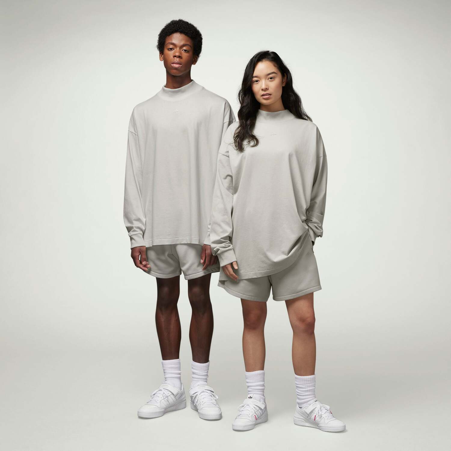 Мужская баскетбольная футболка с длинным рукавом adidas, цвет Metal Grey / Metal Grey
Мужская баскетбольная футболка с длинным рукавом adidas, цвет Metal Grey / Metal Grey