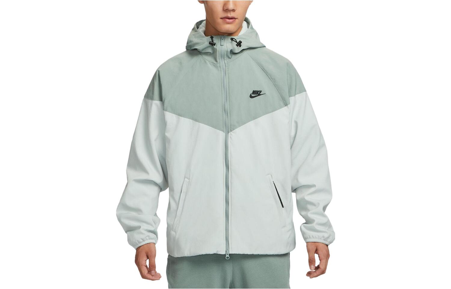 Мужская куртка Nike, Слюдяно-зеленый/светло-серебристый/черный
Мужская куртка Nike, Слюдяно-зеленый/светло-серебристый/черный