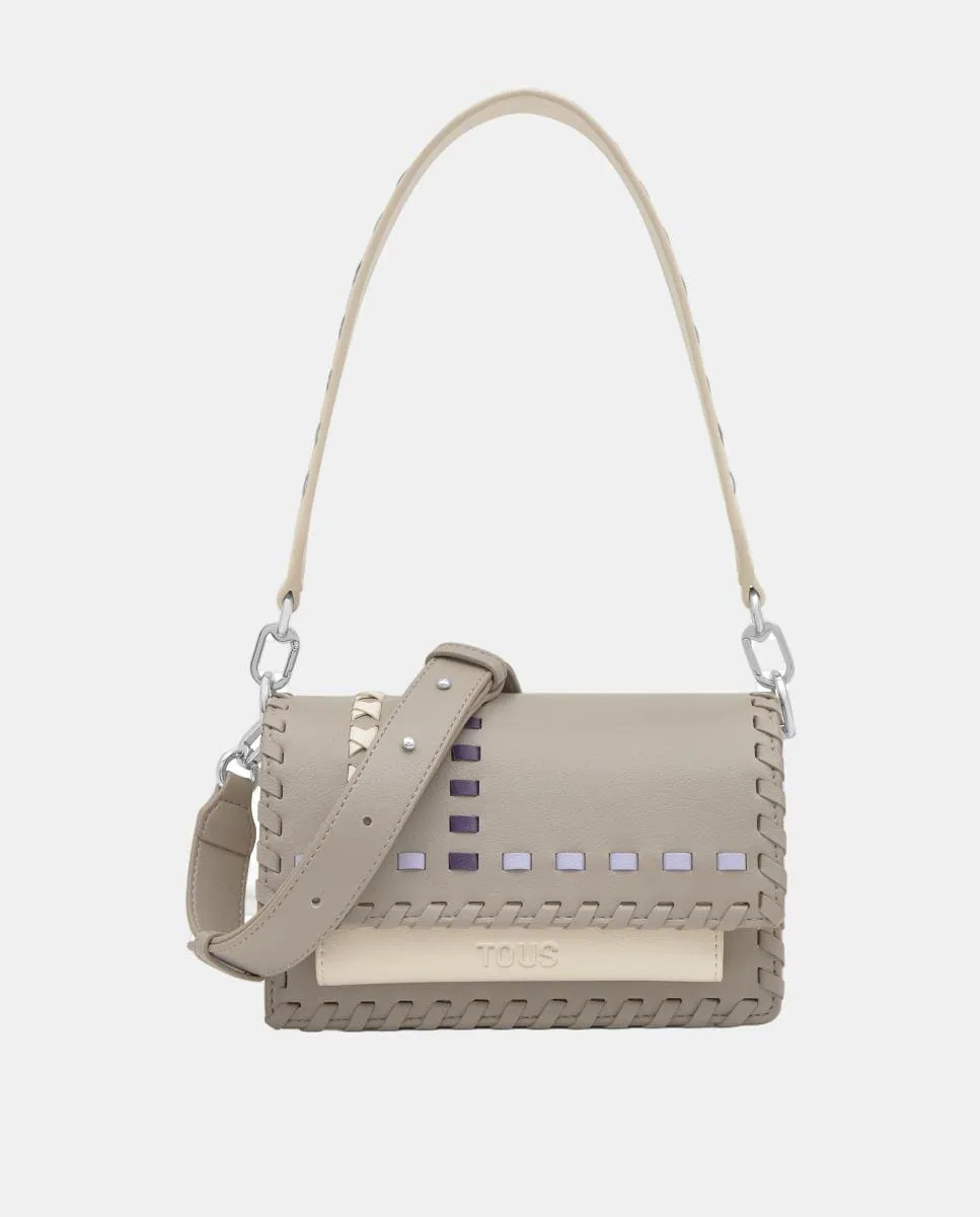 Маленькая сумка кросс-боди с магнитной кнопкой и клапаном Tous, серо-коричневый
Маленькая сумка кросс-боди с магнитной кнопкой и клапаном Tous, серо-коричневый