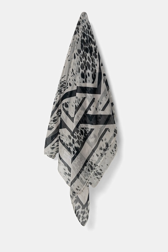 Шелковый шарф VALZER Marella, бежевый
Шелковый шарф VALZER Marella, бежевый