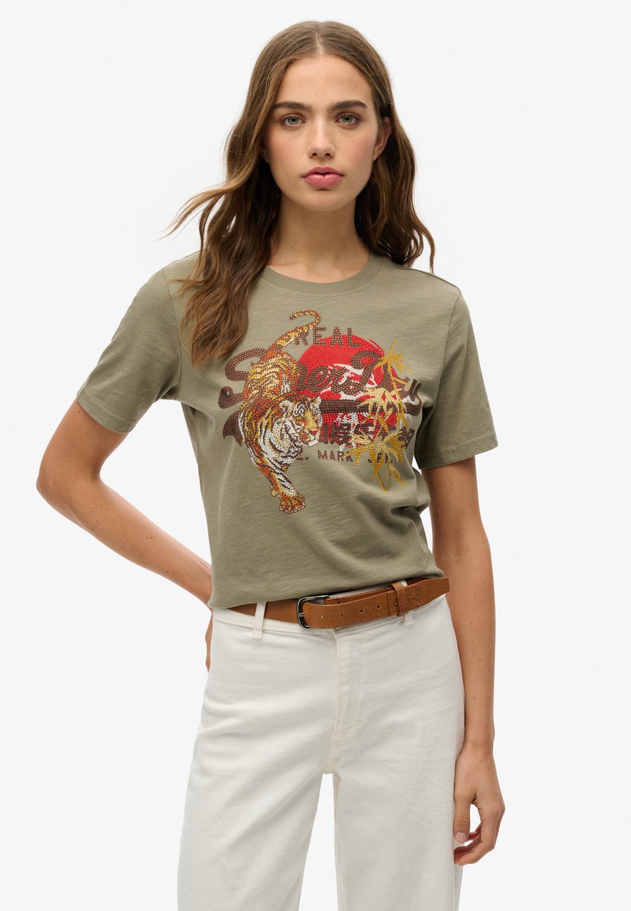 Футболка Superdry & Co VINTAGE LOGO TOKYO , Light Khaki Green Slub/Khaki, Зеленый, Футболка Superdry & Co VINTAGE LOGO TOKYO , Light Khaki Green Slub/Khaki
Футболка Superdry & Co VINTAGE LOGO TOKYO , Light Khaki Green Slub/Khaki, Зеленый, Футболка Superdry & Co VINTAGE LOGO TOKYO , Light Khaki Green Slub/Khaki