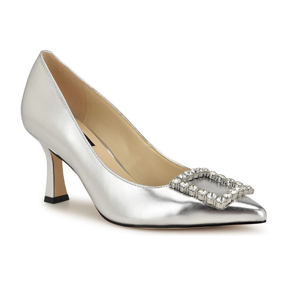 Женские модельные туфли Nine West Jaquee с пряжкой и декорированным носком, цвет Silver
Женские модельные туфли Nine West Jaquee с пряжкой и декорированным носком, цвет Silver