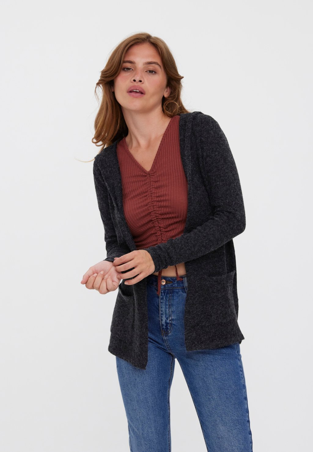 Кардиган Vero Moda DOFFY OPEN HOOD NOOS, цвет black melange, Черный, Кардиган Vero Moda DOFFY OPEN HOOD NOOS, цвет black melange
Кардиган Vero Moda DOFFY OPEN HOOD NOOS, цвет black melange, Черный, Кардиган Vero Moda DOFFY OPEN HOOD NOOS, цвет black melange