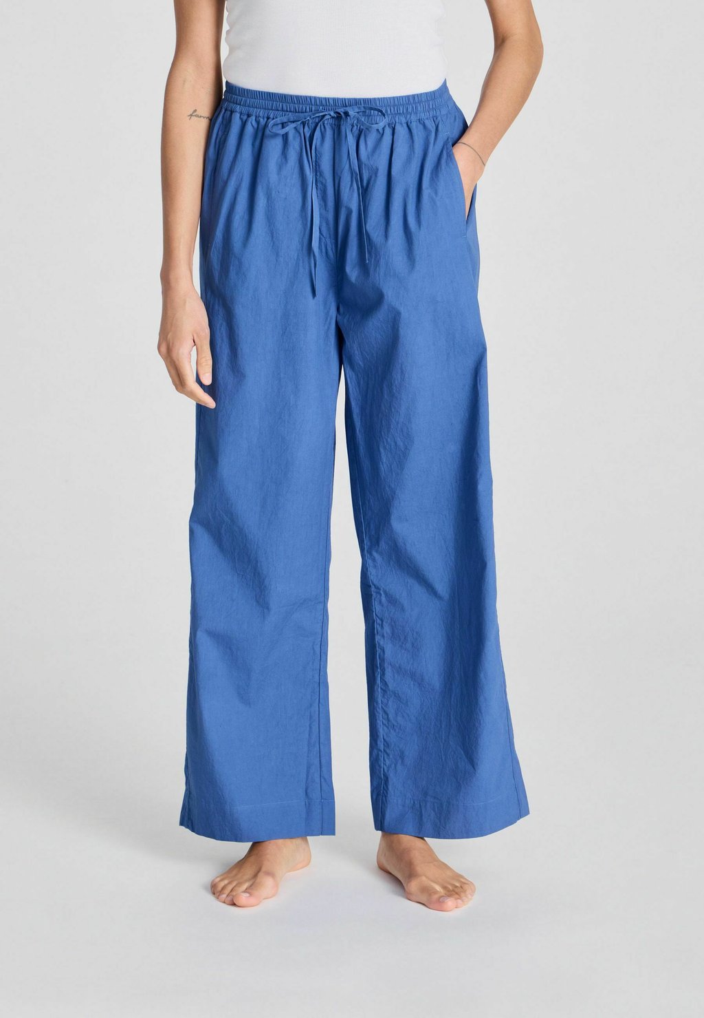 Брюки THILDE POPLIN GAI+LISVA, синий
Брюки THILDE POPLIN GAI+LISVA, синий