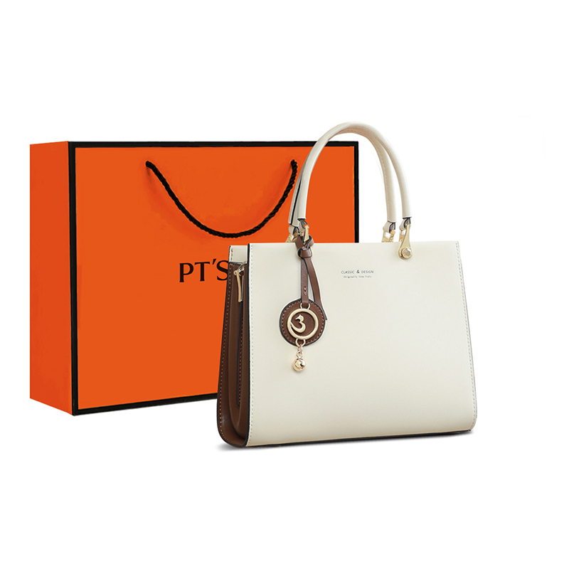 PT'SON Кожаная сумка через плечо, Ecru-11442 
PT'SON Кожаная сумка через плечо, Ecru-11442