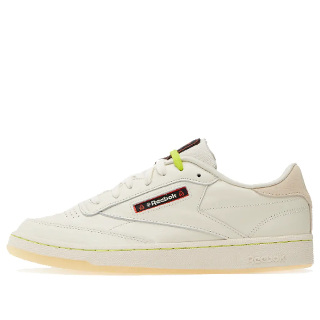 Кроссовки Reebok Hot Ones Club C 85
Кроссовки Reebok Hot Ones Club C 85