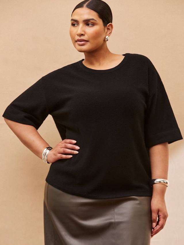 Футболка-поло с круглым вырезом Curve Live Unlimited, Black
Футболка-поло с круглым вырезом Curve Live Unlimited, Black