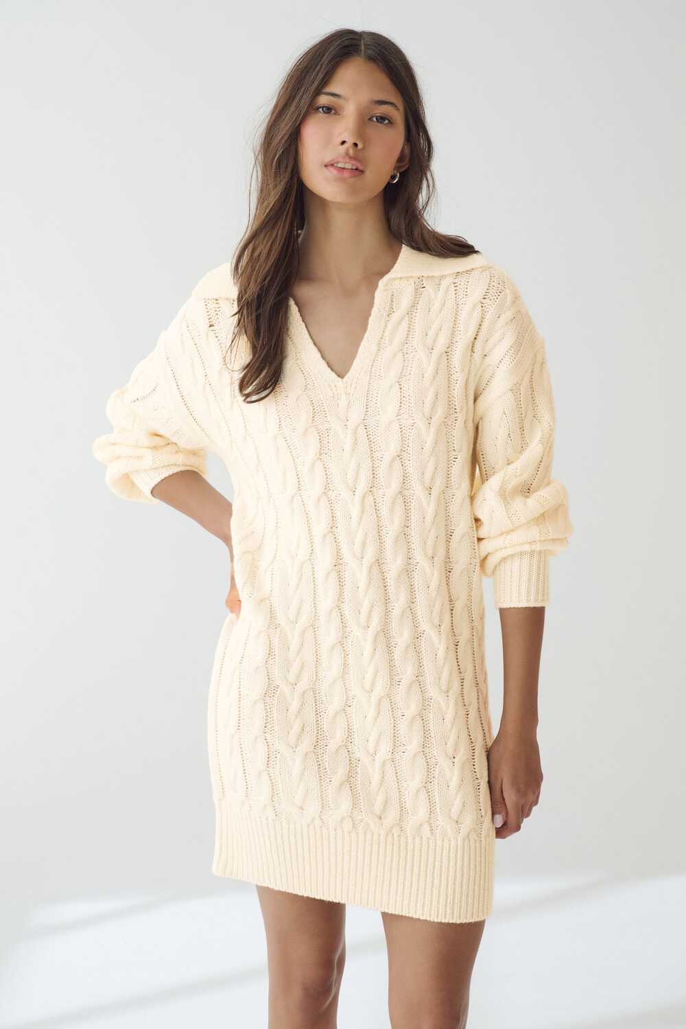 Короткое мини платье с V образным вырезом и длинными рукавами, связанное косами Next, белый
Короткое мини платье с V образным вырезом и длинными рукавами, связанное косами Next, белый