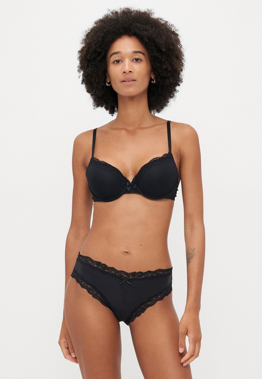 Трусы Anna Field 7 PACK, Dark Blue/Black/Off White/Dark Blue
Трусы Anna Field 7 PACK, Dark Blue/Black/Off White/Dark Blue