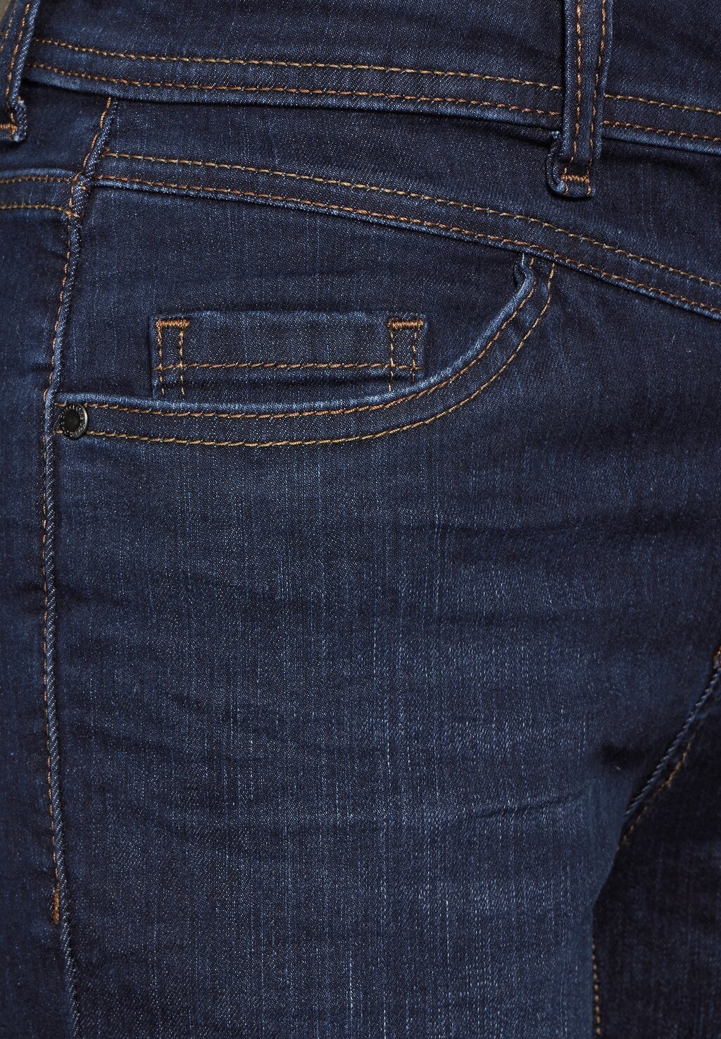 Джинсы облегающего кроя Street One, сине-черный деним
Джинсы облегающего кроя Street One, сине-черный деним