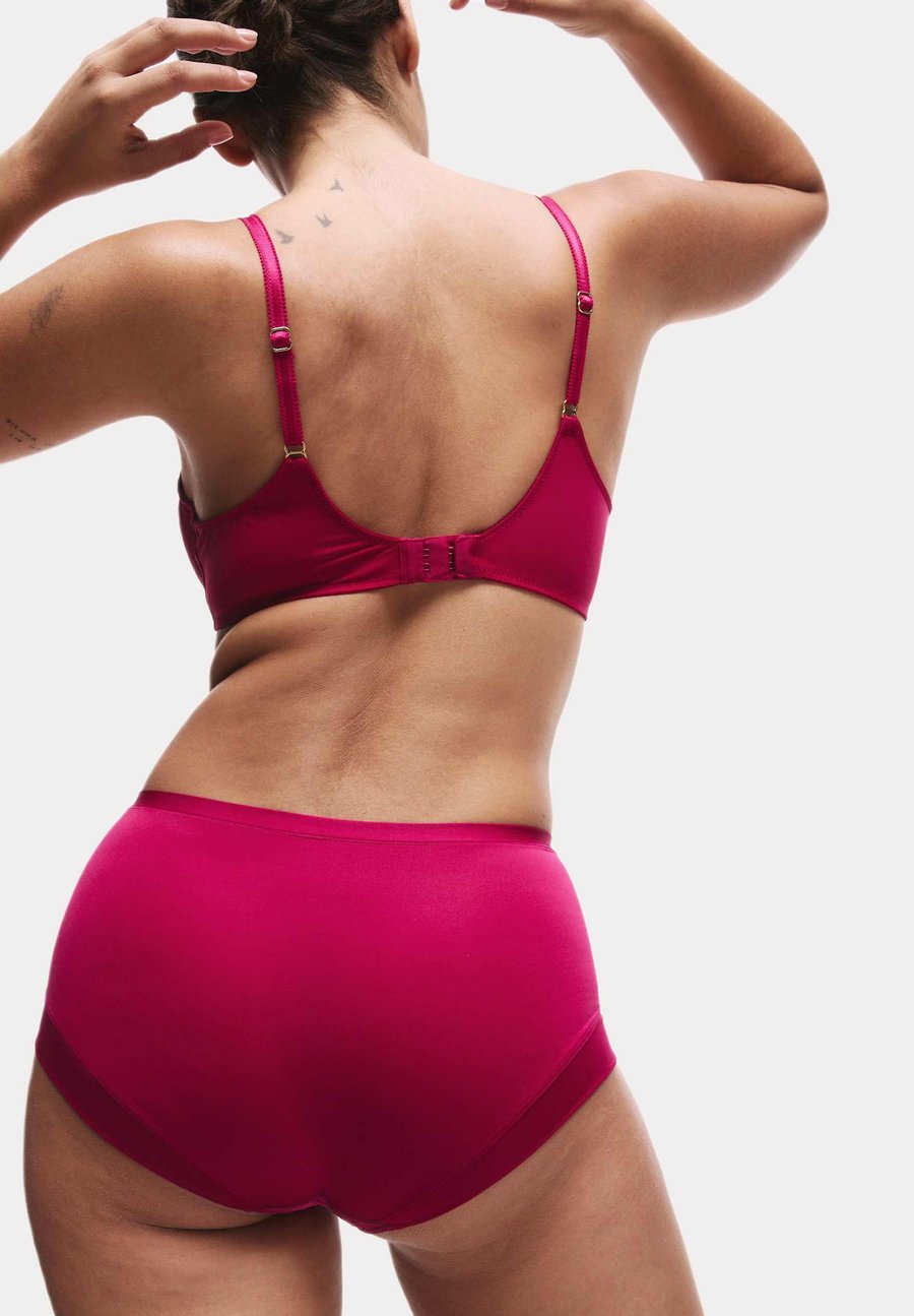Брифы Marks & Spencer 3PK AMELIA HIGH RISE, Dark Raspberry/Berry
Брифы Marks & Spencer 3PK AMELIA HIGH RISE, Dark Raspberry/Berry