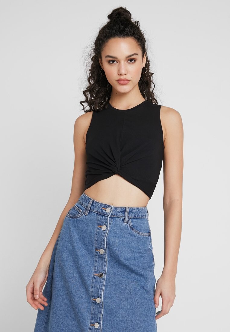 Топ Noisy May, черный
Топ Noisy May, черный