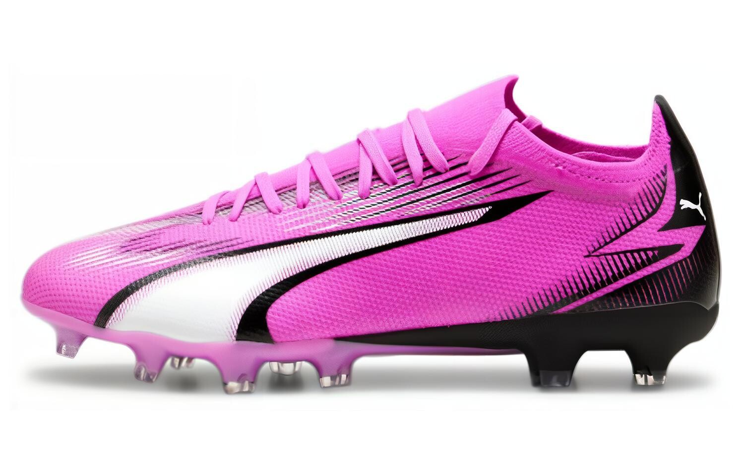 Футбольные бутсы Ultra Match унисекс с низким верхом розового/белого цвета Puma
Футбольные бутсы Ultra Match унисекс с низким верхом розового/белого цвета Puma