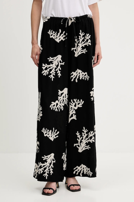 Брюки United Colors Of Benetton, черный
Брюки United Colors Of Benetton, черный