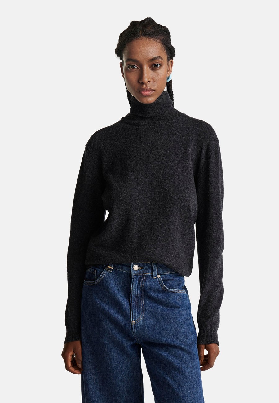 Джемпер United Colors of Benetton TURTLENECK, Grey/Dark Grey
Джемпер United Colors of Benetton TURTLENECK, Grey/Dark Grey