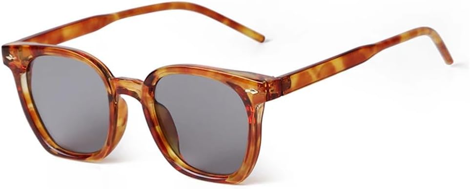 Модные солнцезащитные очки 2027 года для женщин, в стиле ретро, для мужчин, с заклепками, в черепаховой оправе, с прозрачными линзами. Солнцезащитные очки для женщин MTZJH, C4
Модные солнцезащитные очки 2027 года для женщин, в стиле ретро, для мужчин, с заклепками, в черепаховой оправе, с прозрачными линзами. Солнцезащитные очки для женщин MTZJH, C4