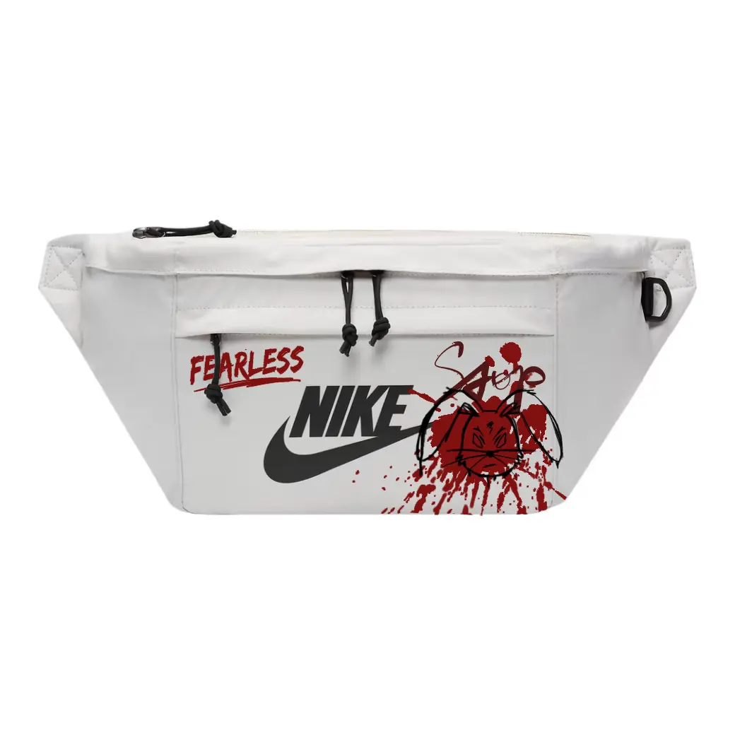 Nike Тканевый поясной рюкзак унисекс светло-серый, Bearbrick
Nike Тканевый поясной рюкзак унисекс светло-серый, Bearbrick