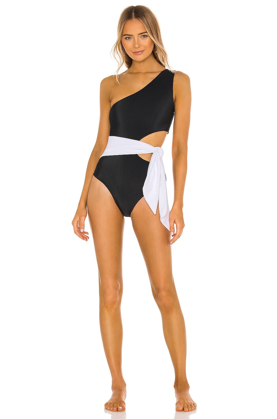 Купальник BEACH RIOT Carlie, цвет Black & White
Купальник BEACH RIOT Carlie, цвет Black & White