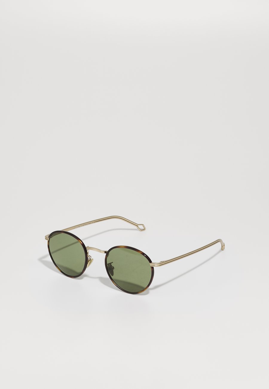 Солнцезащитные очки Giorgio Armani Sunglasses, Matte Pale Gold-Coloured/Gold-Coloured
Солнцезащитные очки Giorgio Armani Sunglasses, Matte Pale Gold-Coloured/Gold-Coloured