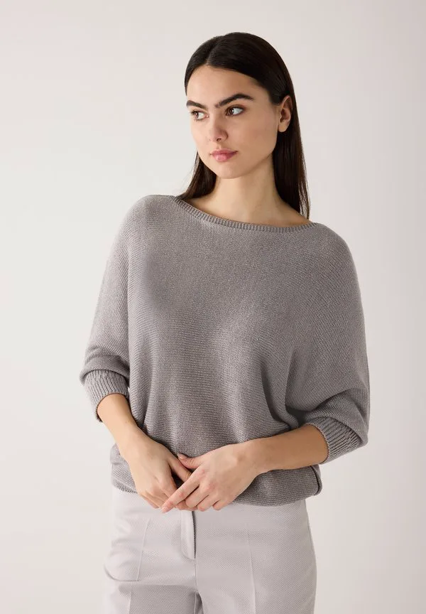 Джемпер fledermaus с эффектом блеска More & More, Grey
Джемпер fledermaus с эффектом блеска More & More, Grey