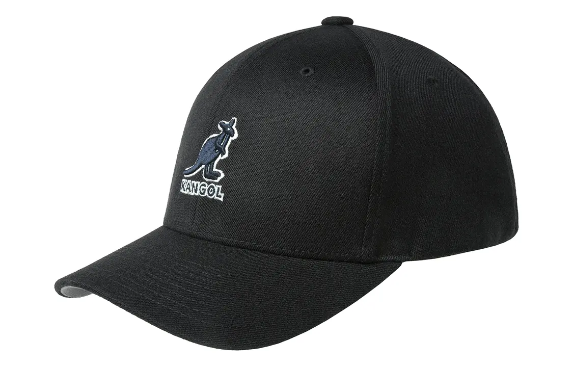 Бейсболка унисекс черная KANGOL 
Бейсболка унисекс черная KANGOL