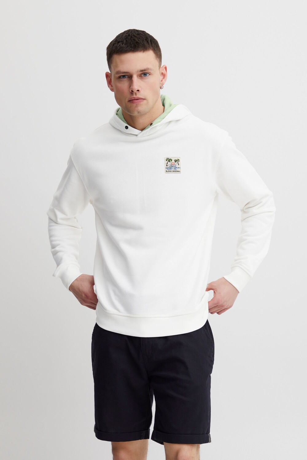 Толстовка BLEND Kapuzenpullover BH 20715351, белый
Толстовка BLEND Kapuzenpullover BH 20715351, белый