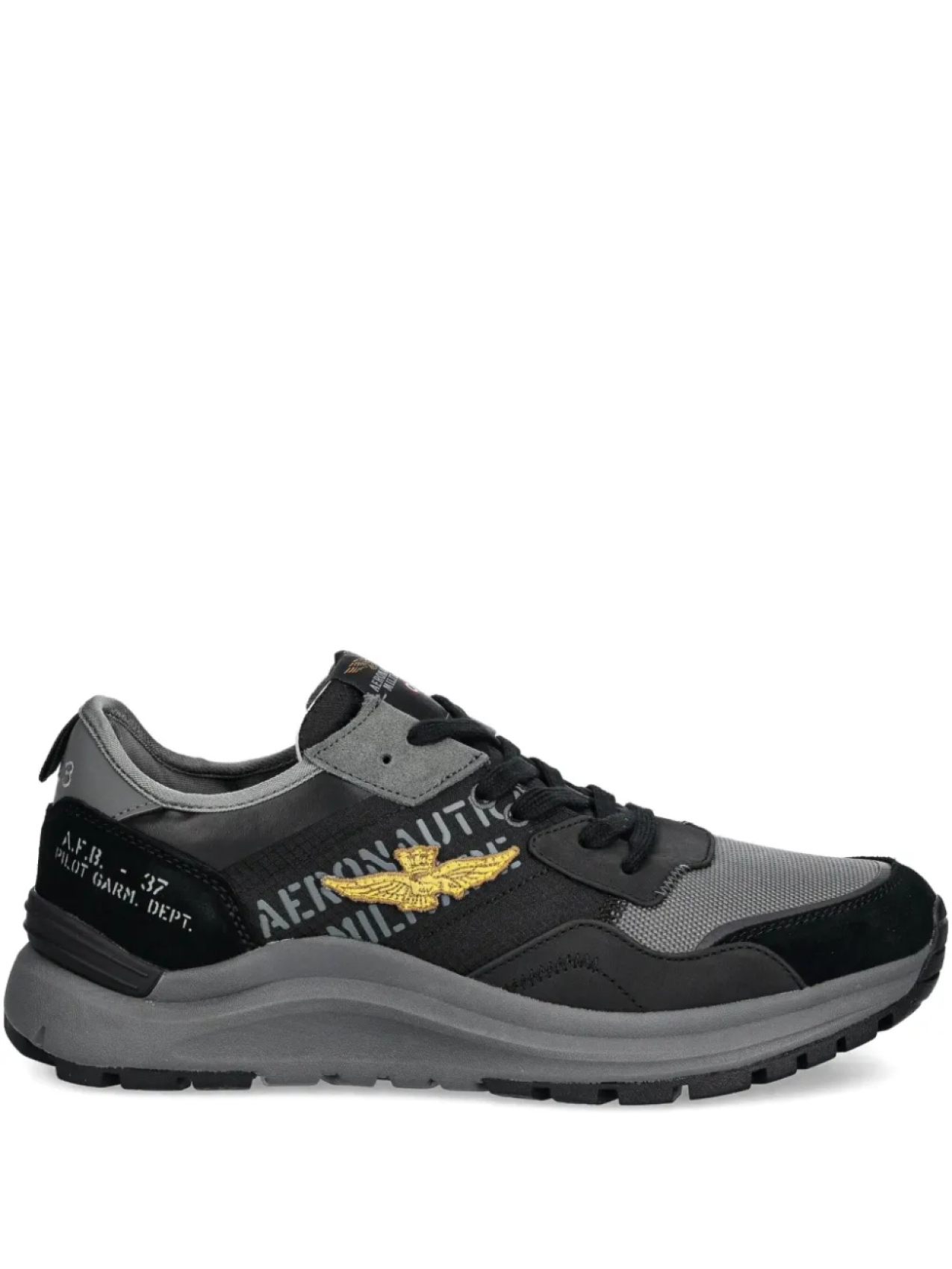 Кроссовки на шнуровке Aeronautica Militare, черный
Кроссовки на шнуровке Aeronautica Militare, черный