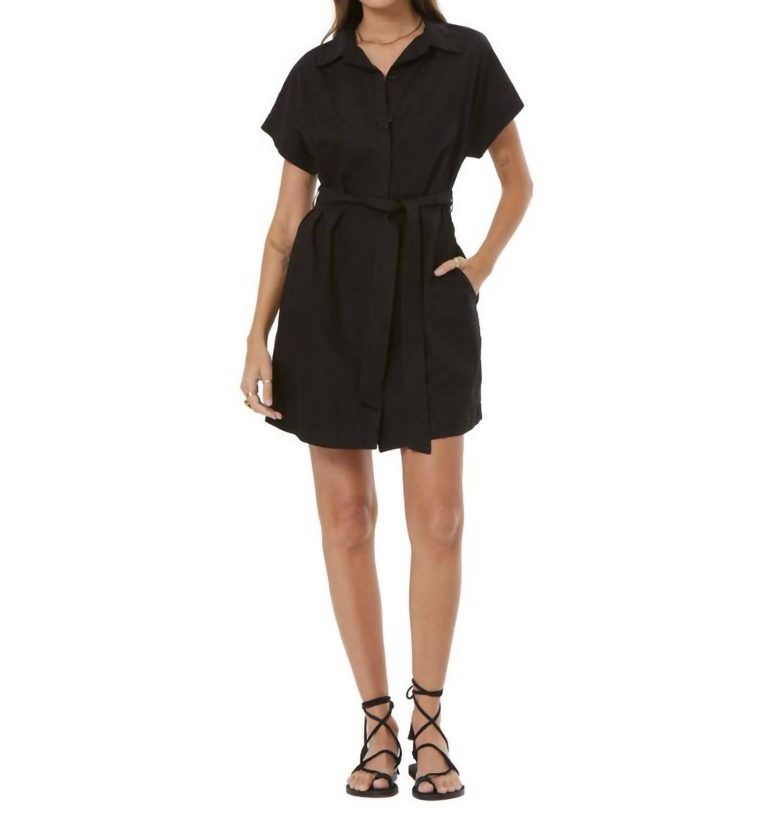 Платье Hana с застежкой на пуговицы в черном цвете Young fabulous & broke 
Платье Hana с застежкой на пуговицы в черном цвете Young fabulous & broke