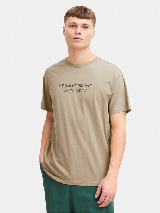 Футболка стандартного кроя Solid, бежевый
Футболка стандартного кроя Solid, бежевый