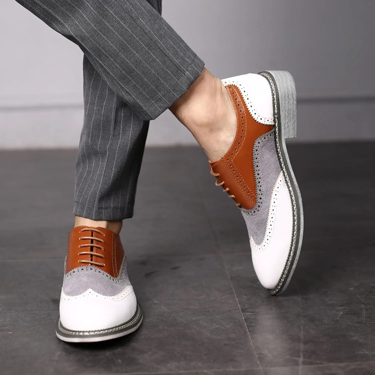 Мужские броги-оксфорды с двухцветной заплаткой, модные классические туфли с круглым носком, на шнуровке, низкие кожаные туфли ручной работы для делового и формального стиля, дерби Zeberfi, коричневый
Мужские броги-оксфорды с двухцветной заплаткой, модные классические туфли с круглым носком, на шнуровке, низкие кожаные туфли ручной работы для делового и формального стиля, дерби Zeberfi, коричневый