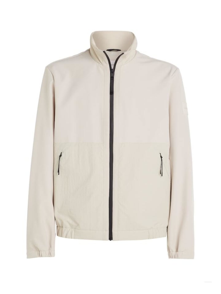 Зимняя куртка Calvin Klein
Зимняя куртка Calvin Klein