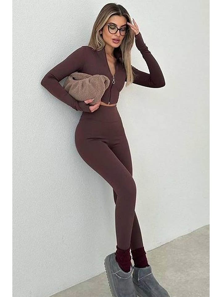 MADMEXT Леггинсы коричневого цвета
MADMEXT Леггинсы коричневого цвета