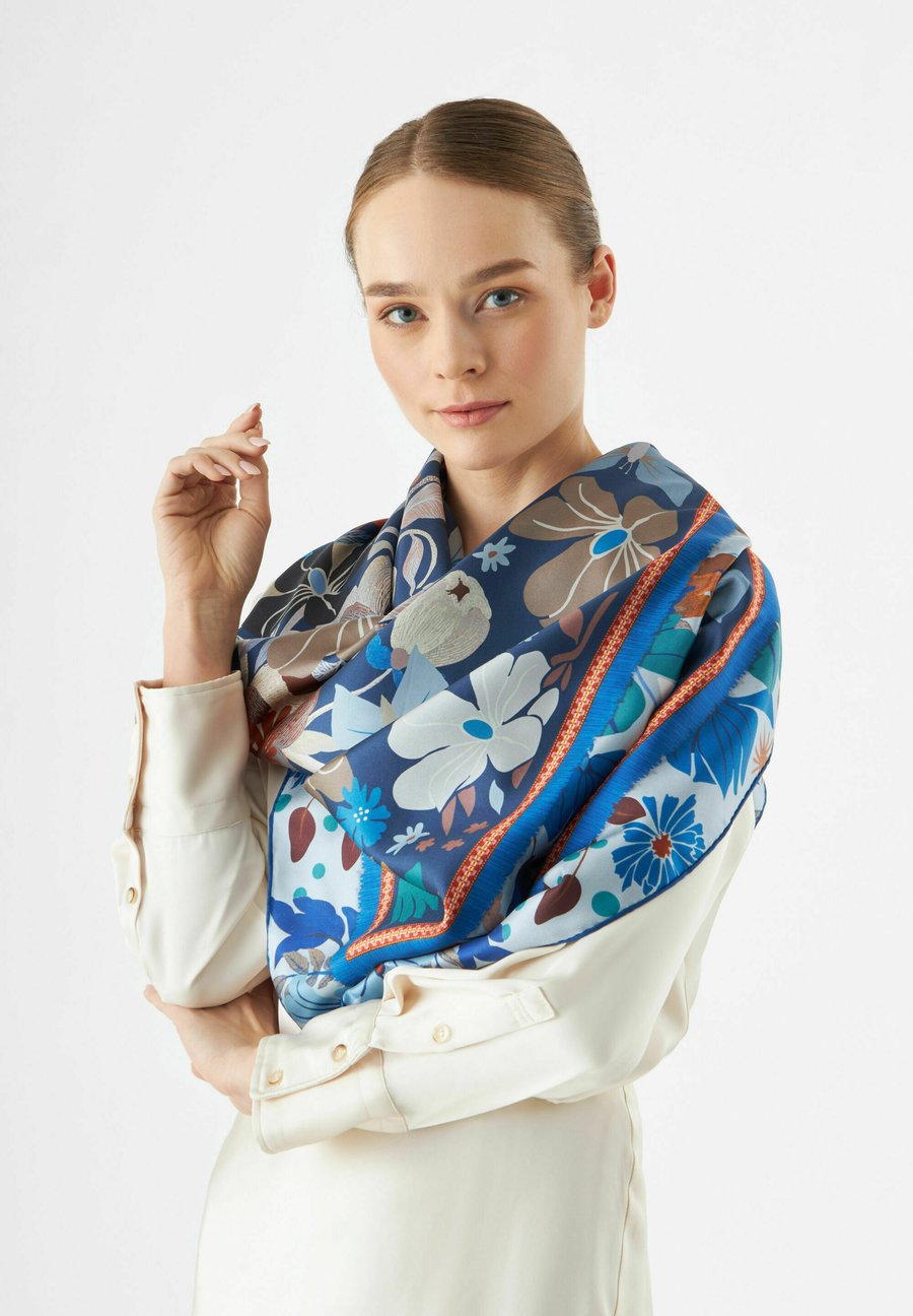 Шарф Codello Scarf, Blau/Blue
Шарф Codello Scarf, Blau/Blue