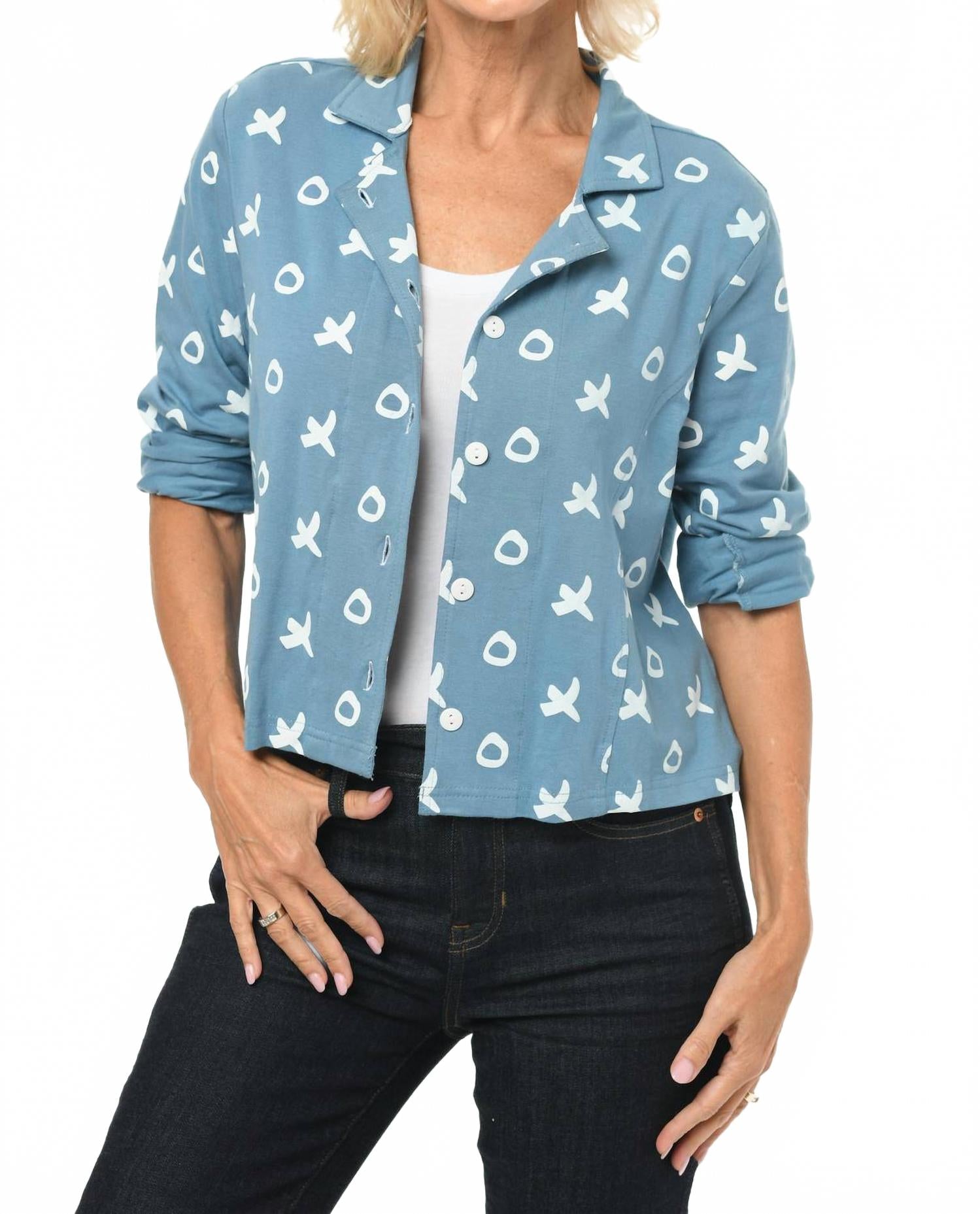 Куртка Pablo в спа-голубом цвете XO Tulip Clothing
Куртка Pablo в спа-голубом цвете XO Tulip Clothing