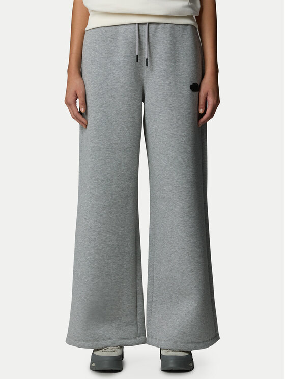 Широкие спортивные штаны NF0A8C25 The North Face, серый
Широкие спортивные штаны NF0A8C25 The North Face, серый