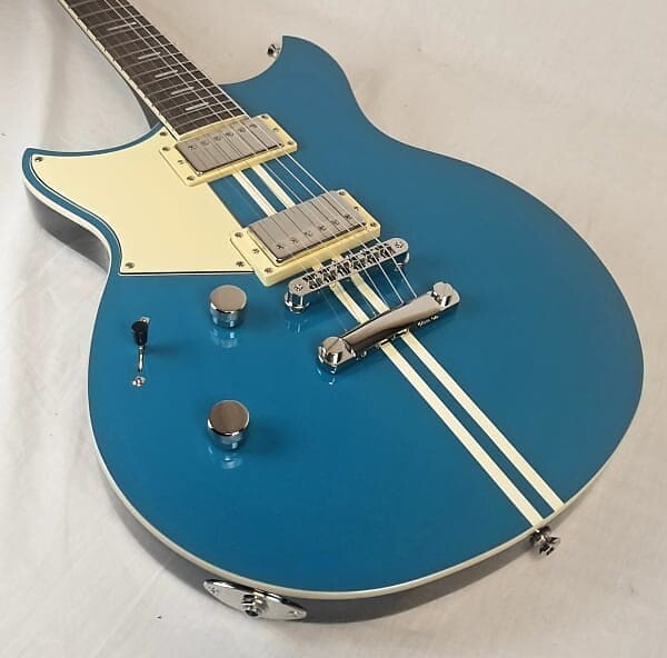 Электрогитара Yamaha RSS20L Revstar Standard Left Handed Electric Guitar, 2 Alnico V Humbucking Pickups, Swift Blue, w/Bag 
Электрогитара Yamaha RSS20L Revstar Standard Left Handed Electric Guitar, 2 Alnico V Humbucking Pickups, Swift Blue, w/Bag