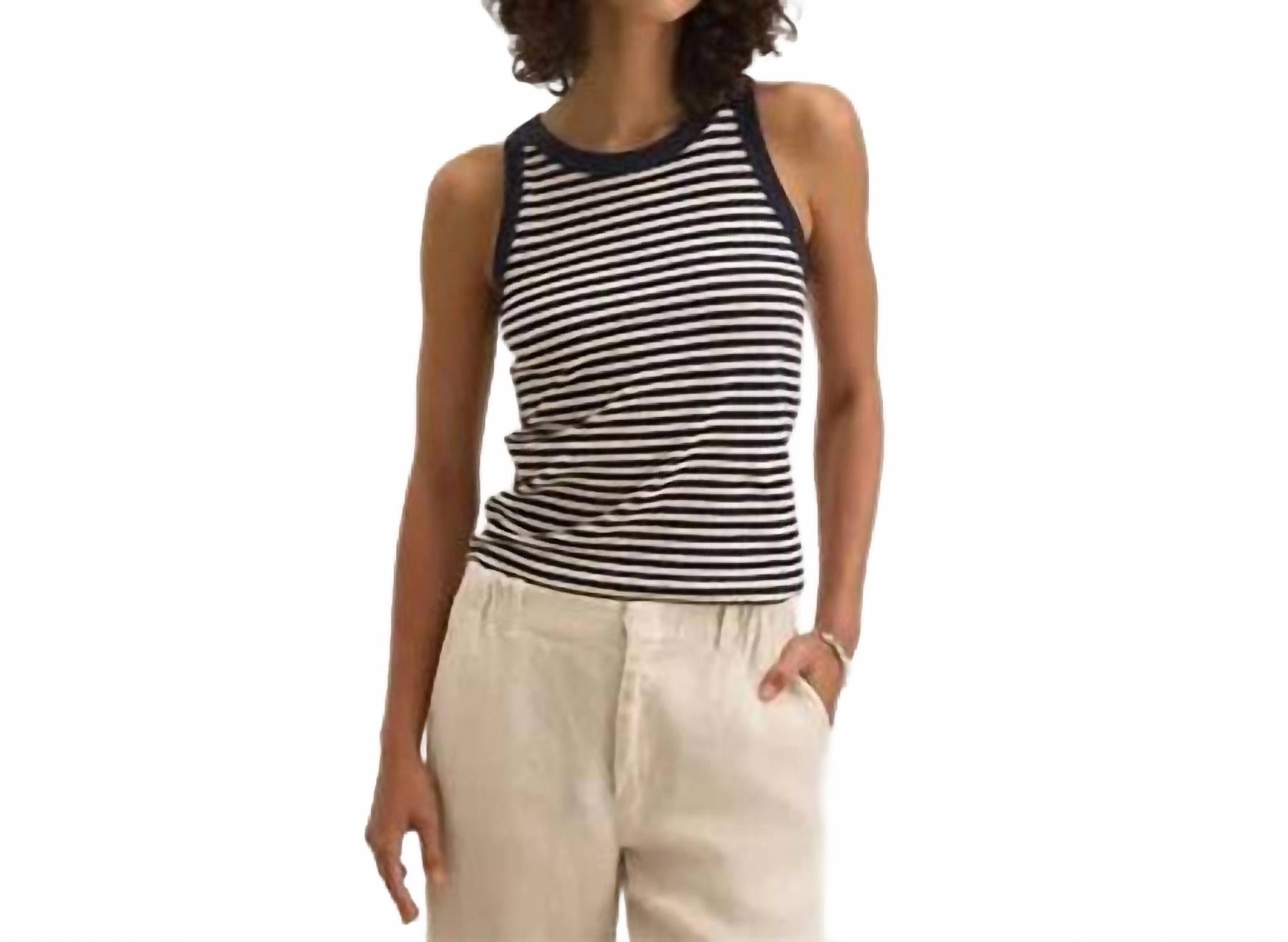 Майка Lua Tank In Navy Velvet by Graham & Spencer
Майка Lua Tank In Navy Velvet by Graham & Spencer