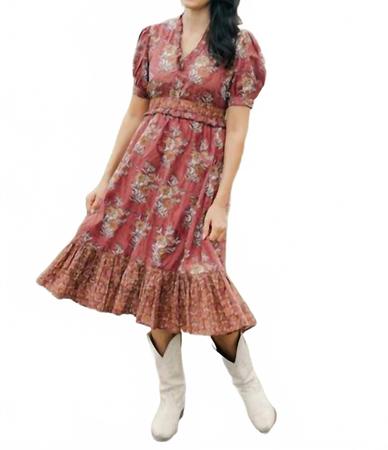 Платье Ember в цвете чай чай VICTORIA DUNN, Chai Tea
Платье Ember в цвете чай чай VICTORIA DUNN, Chai Tea