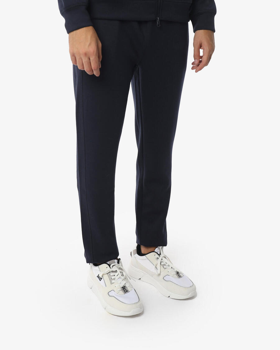 JAKED Синтетические спортивные брюки темно-синего цвета для мужчин
JAKED Синтетические спортивные брюки темно-синего цвета для мужчин