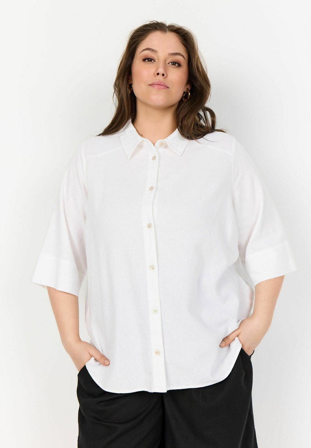 Рубашка WA-CORINNA 15 Wasabi Concept, белый
Рубашка WA-CORINNA 15 Wasabi Concept, белый